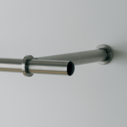 Halter für Kleiderstange