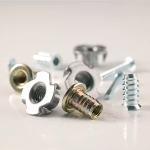 Metrische vijzen en moeren