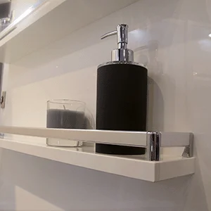 Mains courantes, consoles et baldaquins