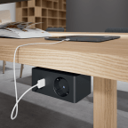 Prise multi ports et chargeur à induction Versa Q.