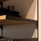 Steun voor houten tablet laterale bevestiging