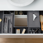 Range-accessoires pour tiroir sous-vasque