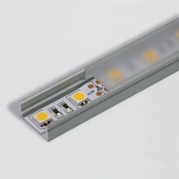 Profil en applique 17x8