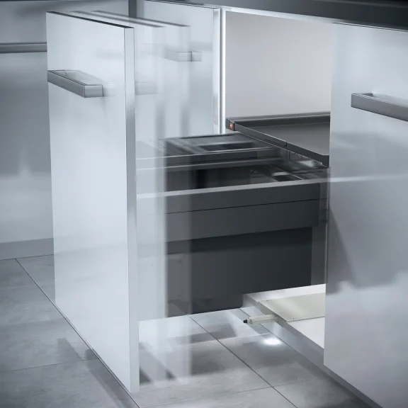 Elektrisches System zur automatischen Öffnung