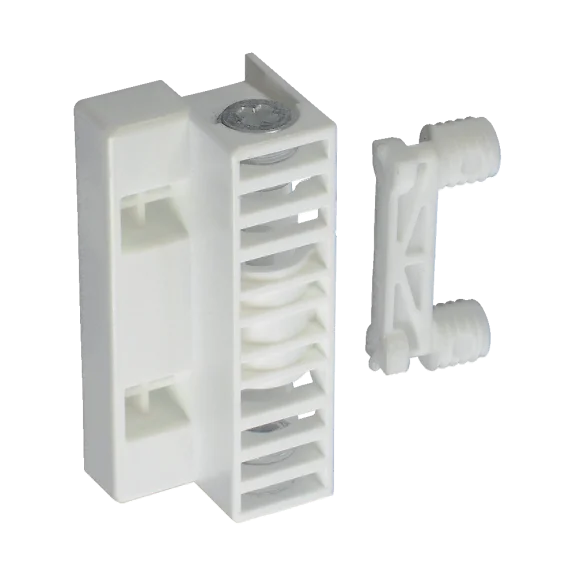 Ferrure réglable pour fausse façade