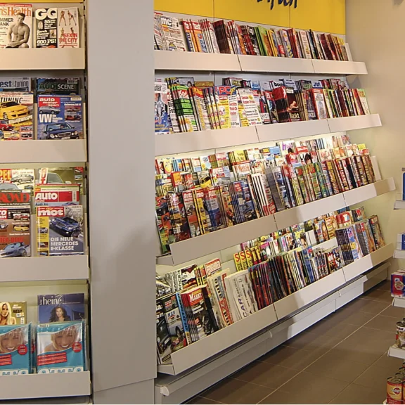 Display voor kranten met 10 niveaus