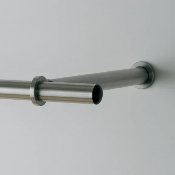 Halter für Kleiderstange