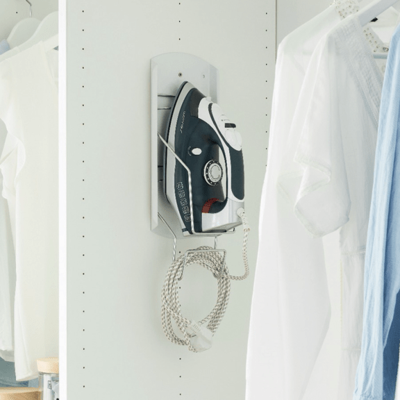 Wandhouder voor strijkijzer