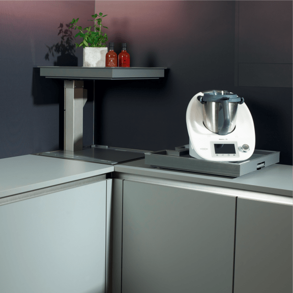 Gemotoriseerde hoekset QANTO PULL-OUT