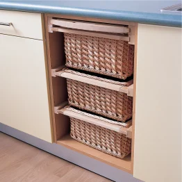 Rieten mand als lade